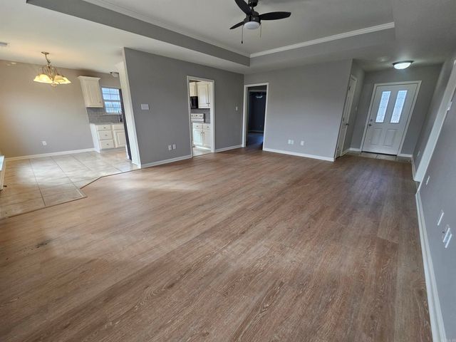 19 Chantileer Ln, Ward, AR 72176