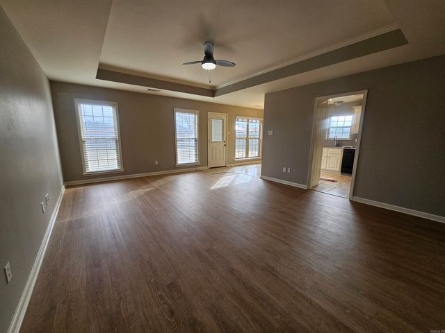 19 Chantileer Ln, Ward, AR 72176