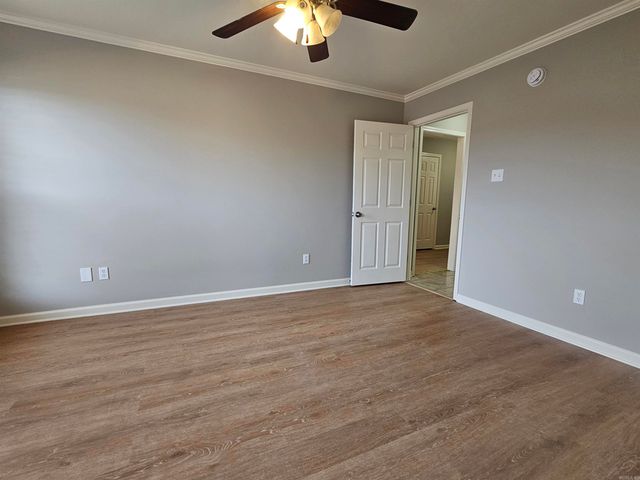 19 Chantileer Ln, Ward, AR 72176