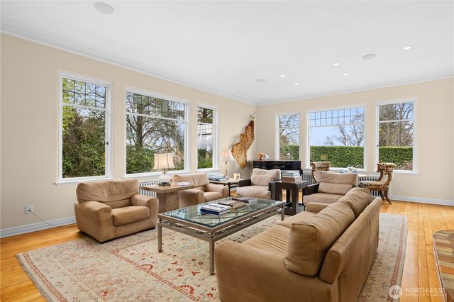 180 Lake Washington Boulevard E, Seattle, WA 98112
