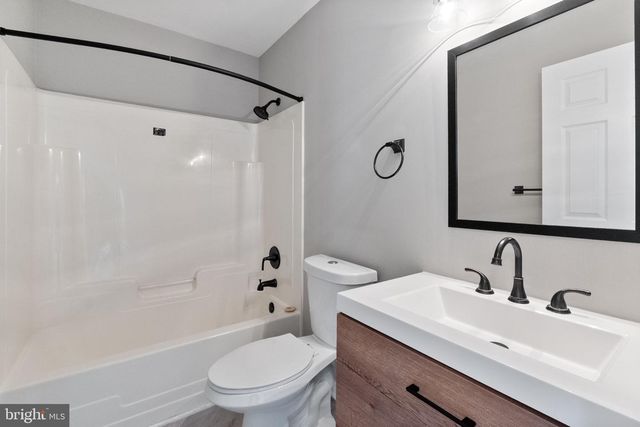 1527 LINCOLN RD, Shady Side, MD 20764