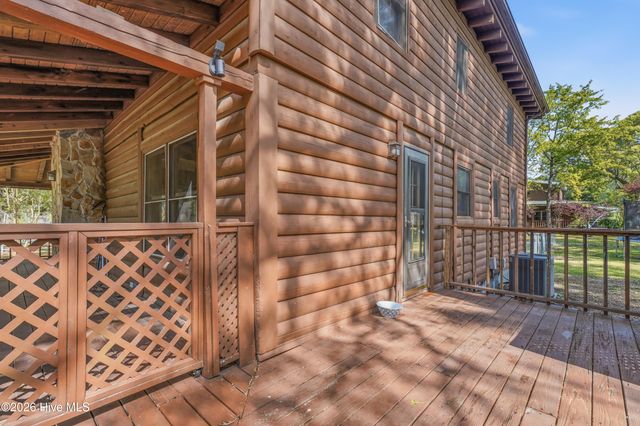 475 N Highway 172, Hubert, NC 28539