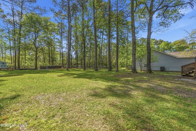 475 N Highway 172, Hubert, NC 28539