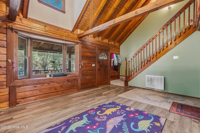 475 N Highway 172, Hubert, NC 28539