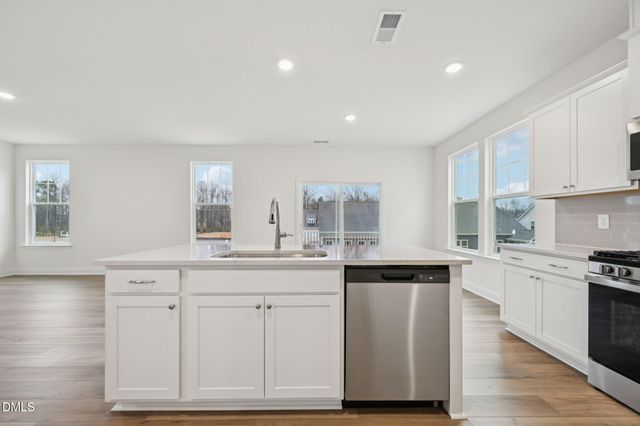 1529 Briar Brook Lane, Zebulon, NC 27597