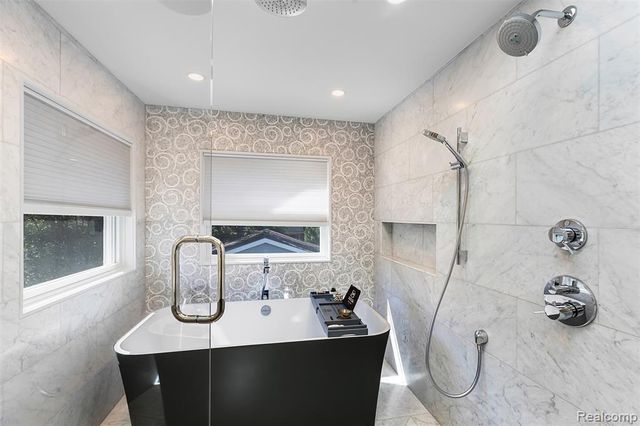 691 Wallace Street, Birmingham, MI 48009