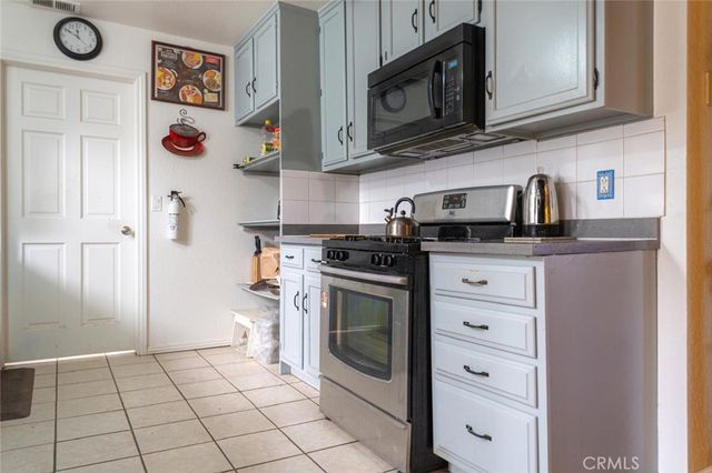 10330 E Avenue R14, Littlerock, CA 93543