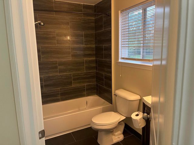 22741 Middlebelt Road, Farmington Hills, MI 48336