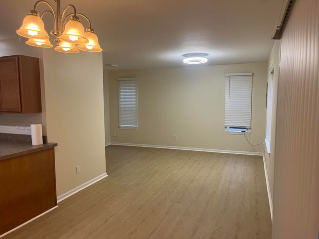 22741 Middlebelt Road, Farmington Hills, MI 48336