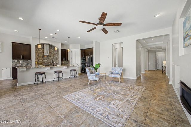 3920 E HORSESHOE Place, Chandler, AZ 85249
