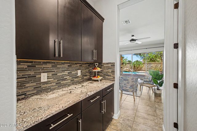 3920 E HORSESHOE Place, Chandler, AZ 85249