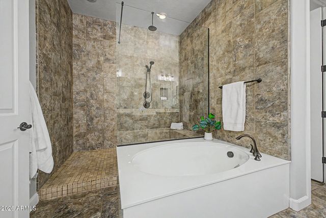 3920 E HORSESHOE Place, Chandler, AZ 85249