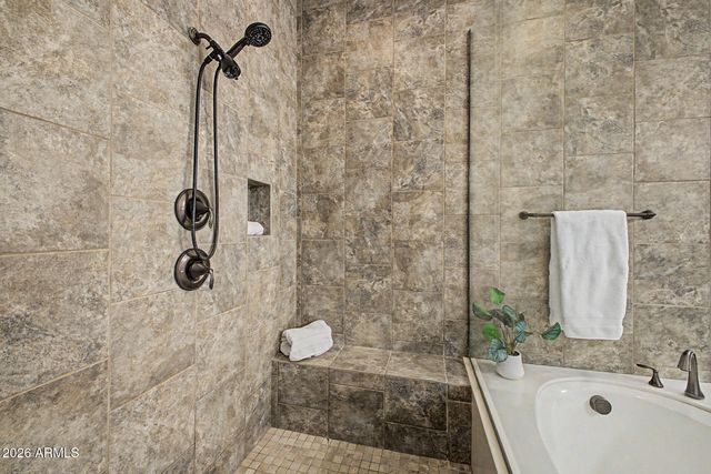 3920 E HORSESHOE Place, Chandler, AZ 85249