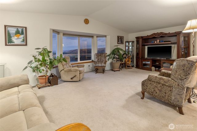 10350 Highway 97, Ellensburg, WA 98926