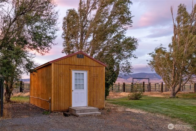 10350 Highway 97, Ellensburg, WA 98926