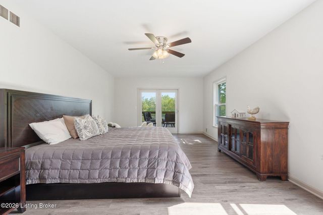 1701 Acorn Ln, La Grange, KY 40031