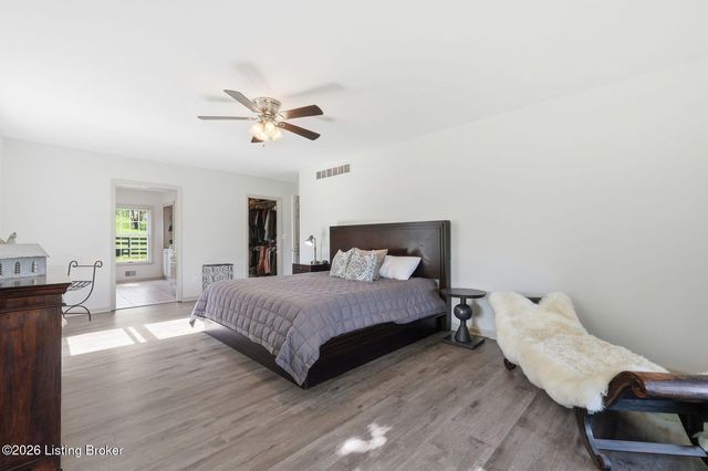 1701 Acorn Ln, La Grange, KY 40031