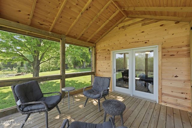 1701 Acorn Ln, La Grange, KY 40031