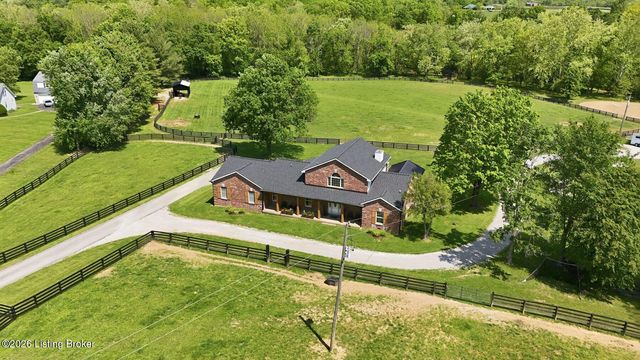 1701 Acorn Ln, La Grange, KY 40031