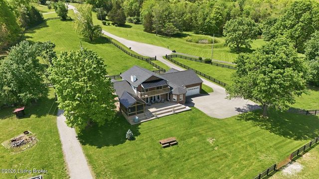 1701 Acorn Ln, La Grange, KY 40031