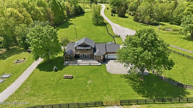1701 Acorn Ln, La Grange, KY 40031