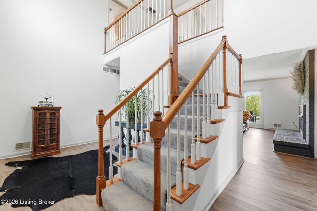 1701 Acorn Ln, La Grange, KY 40031