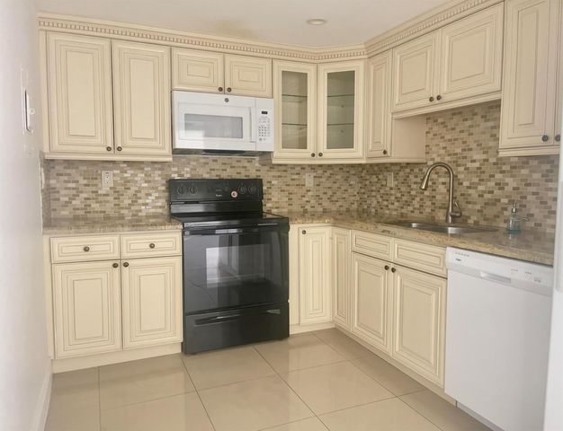 525 N Ocean Boulevard 1422, Pompano Beach, FL 33062