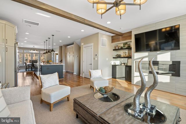 42389 WILLOW CREEK WAY, Brambleton, VA 20148