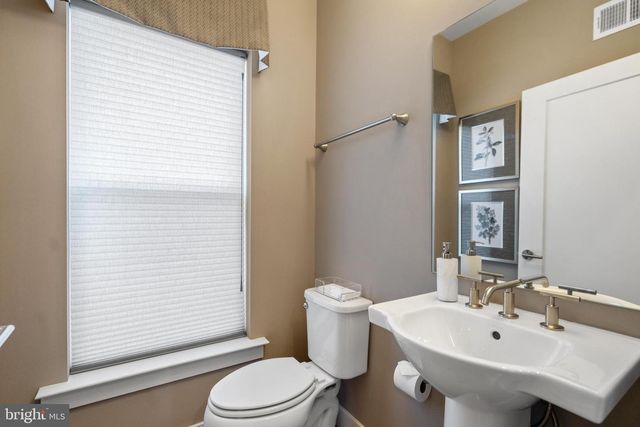 42389 WILLOW CREEK WAY, Brambleton, VA 20148