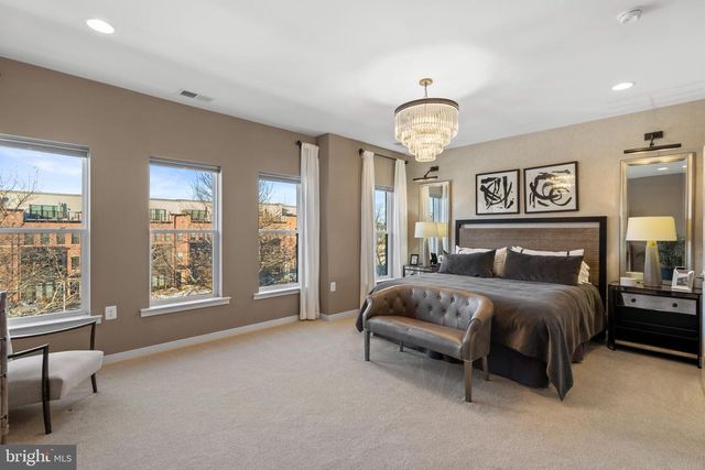 42389 WILLOW CREEK WAY, Brambleton, VA 20148