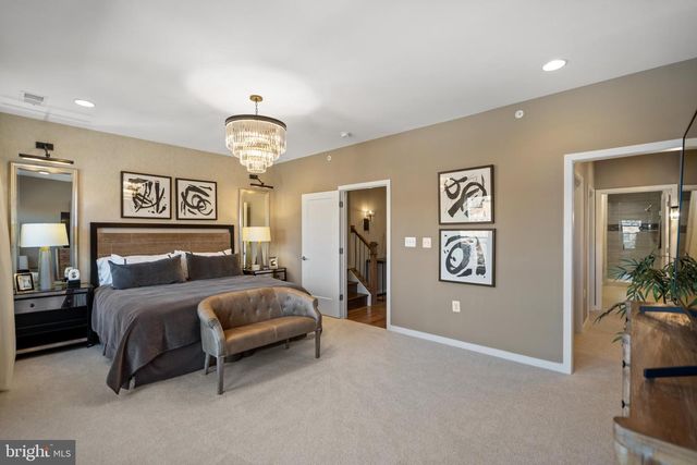 42389 WILLOW CREEK WAY, Brambleton, VA 20148