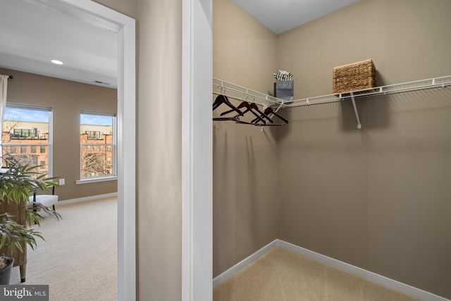 42389 WILLOW CREEK WAY, Brambleton, VA 20148