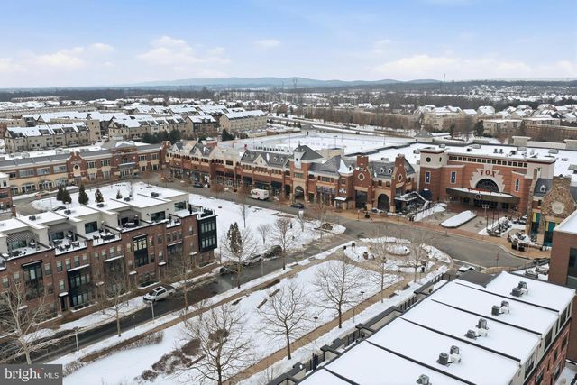 42389 WILLOW CREEK WAY, Brambleton, VA 20148