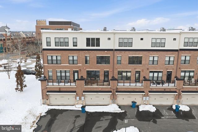 42389 WILLOW CREEK WAY, Brambleton, VA 20148