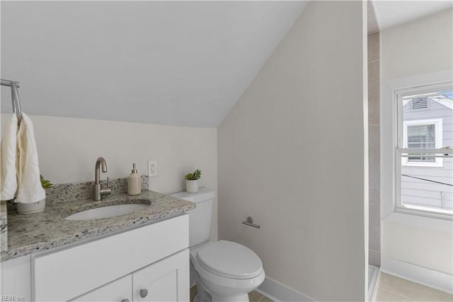 9222 Phillip AVE, Norfolk, VA 23503