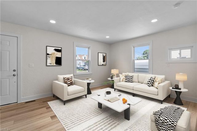 9222 Phillip AVE, Norfolk, VA 23503