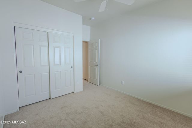 785 W Calle Valenciana, Sahuarita, AZ 85629