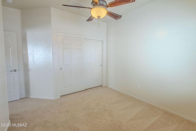 785 W Calle Valenciana, Sahuarita, AZ 85629