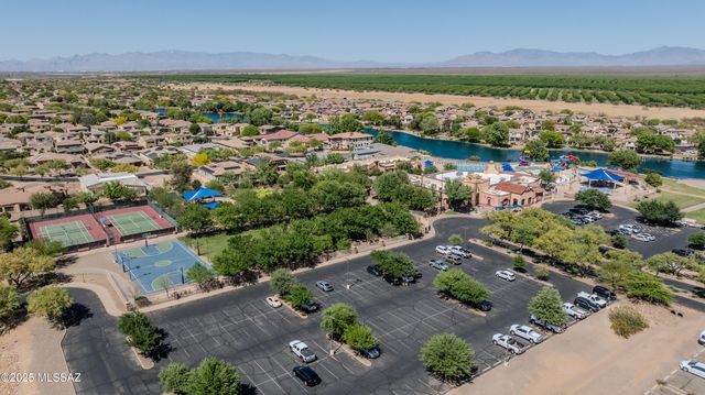 785 W Calle Valenciana, Sahuarita, AZ 85629