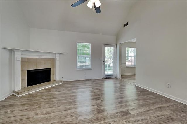 4206 Shoreside Circle, Snellville, GA 30039