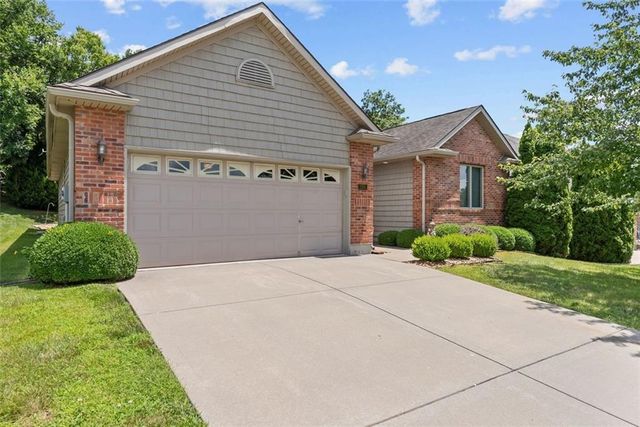 3355 S Wood Avenue, Independence, MO 64057
