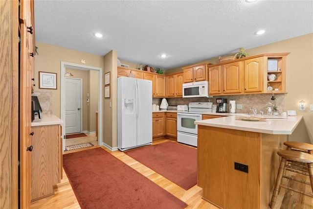 3355 S Wood Avenue, Independence, MO 64057