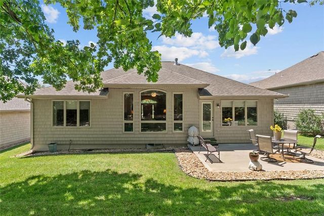 3355 S Wood Avenue, Independence, MO 64057