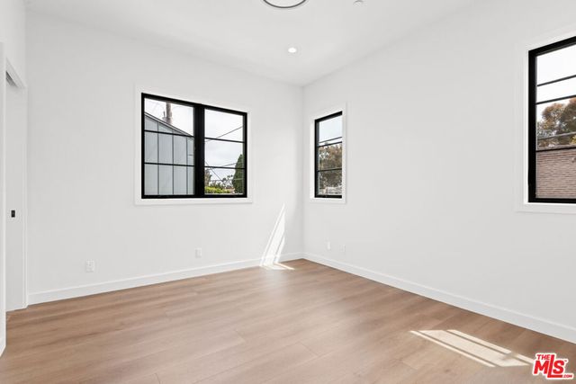 930 Lincoln Boulevard B, Santa Monica, CA 90403