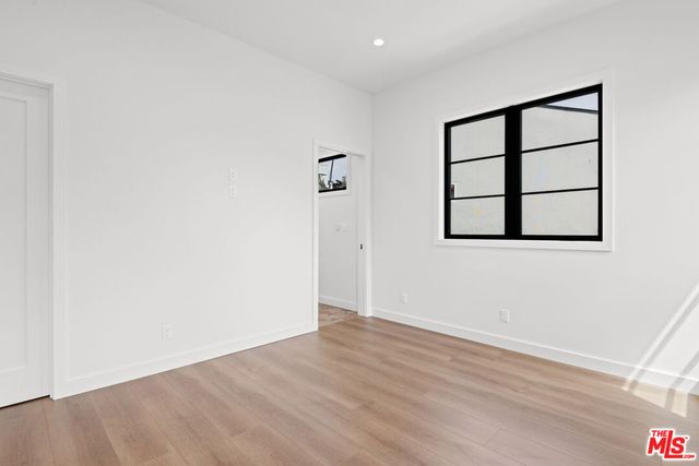 930 Lincoln Boulevard B, Santa Monica, CA 90403