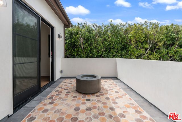 930 Lincoln Boulevard B, Santa Monica, CA 90403