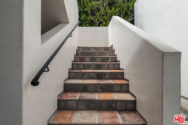 930 Lincoln Boulevard B, Santa Monica, CA 90403