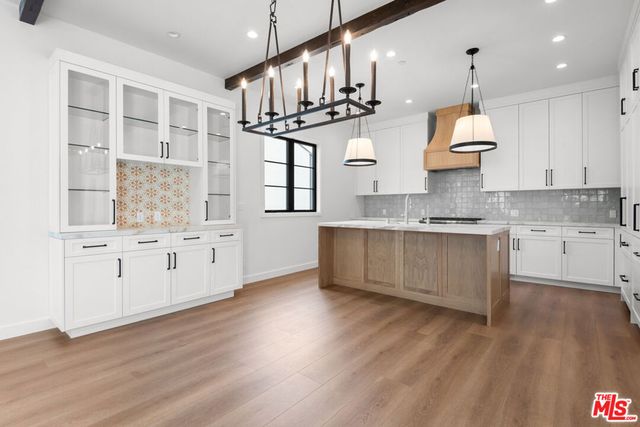 930 Lincoln Boulevard B, Santa Monica, CA 90403