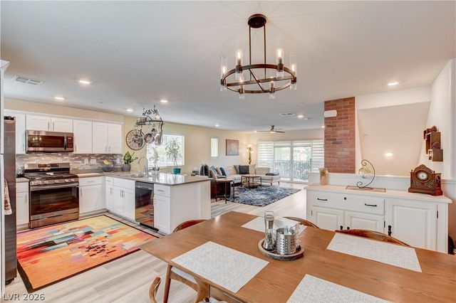 3715 Brilliant Sunset Street, Las Vegas, NV 89129