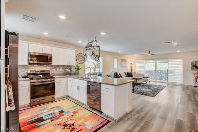 3715 Brilliant Sunset Street, Las Vegas, NV 89129